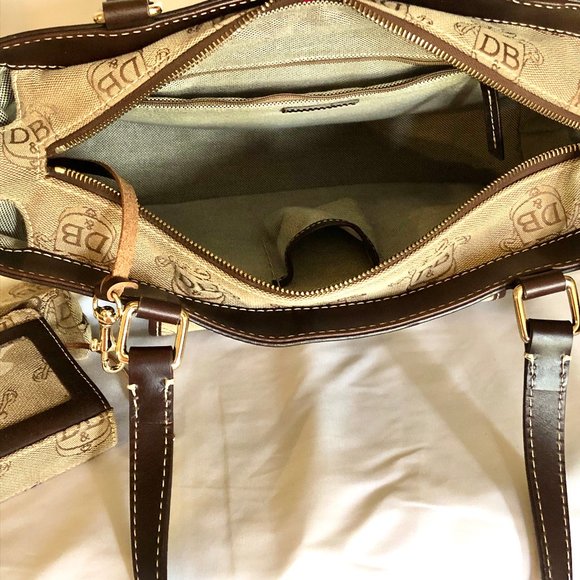 Authentic Dooney & Bourke Donegal Collection Satchel Tote Bag 2 Accessories - Picture 5 of 14